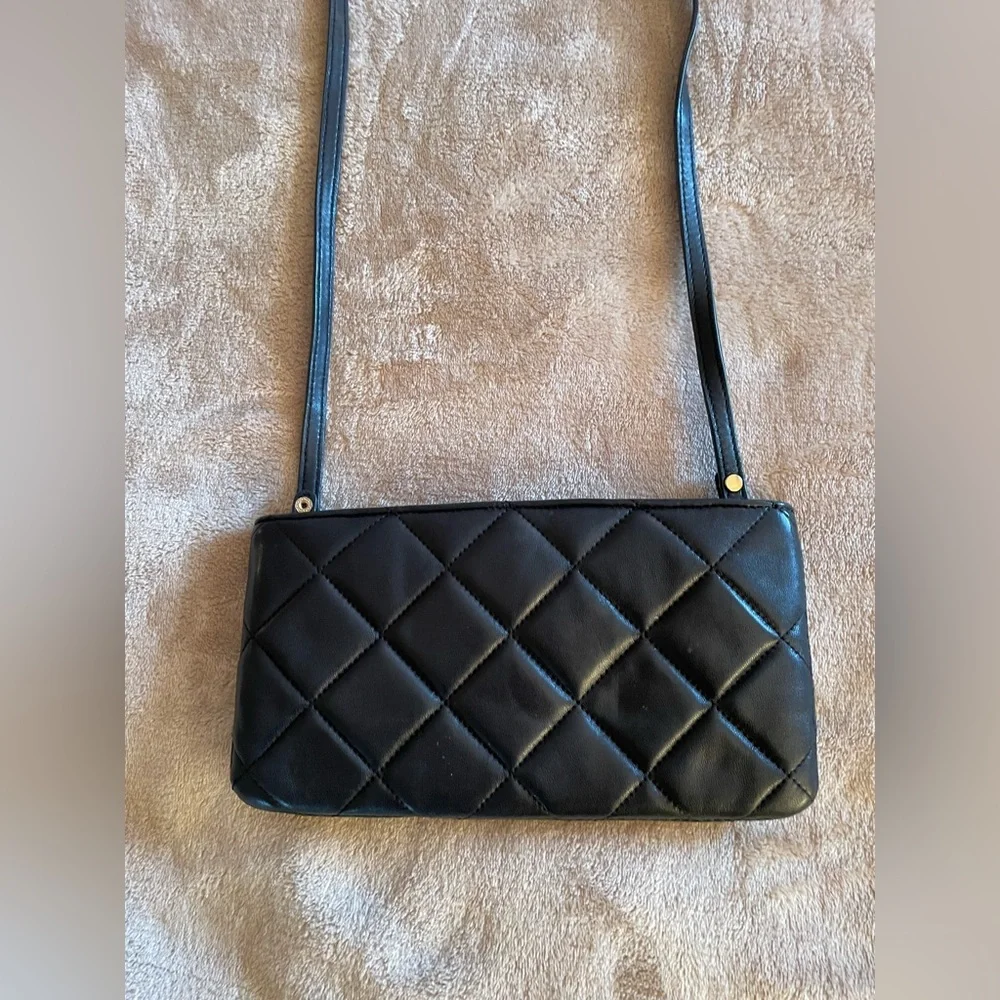 Michael Kors Black Quilted Shoulder Bag Purse - Picture 3 of 8